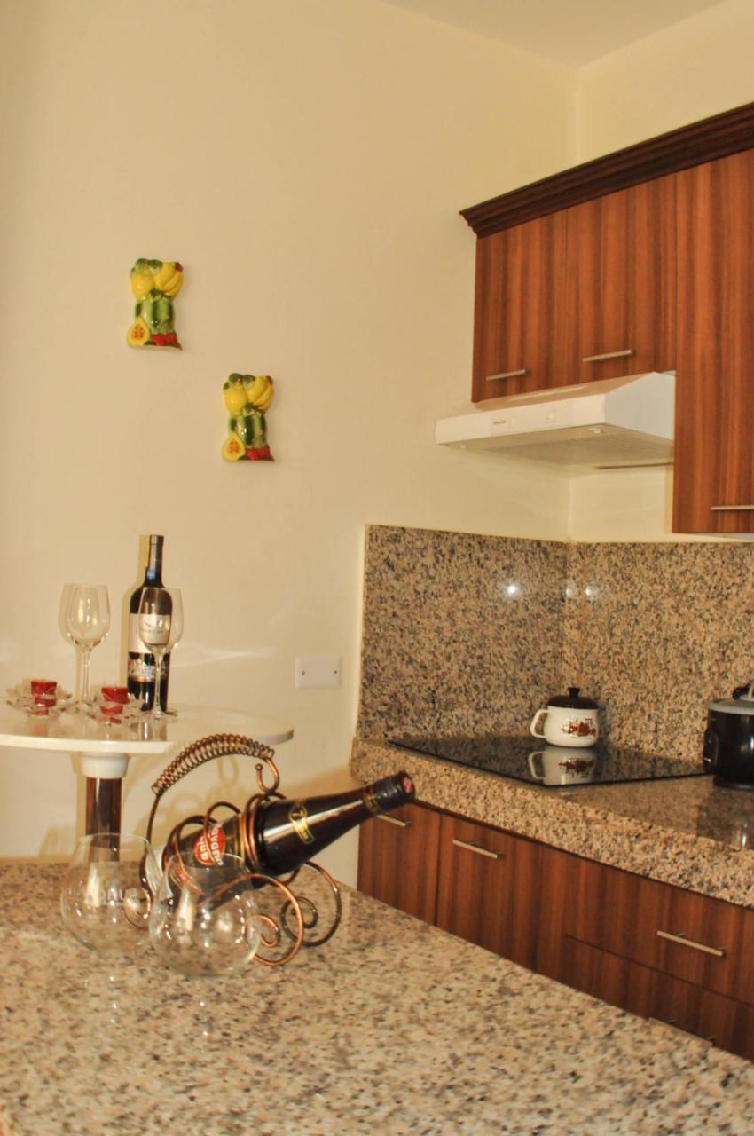 Garzota Suites Airport Гуаякуил Екстериор снимка